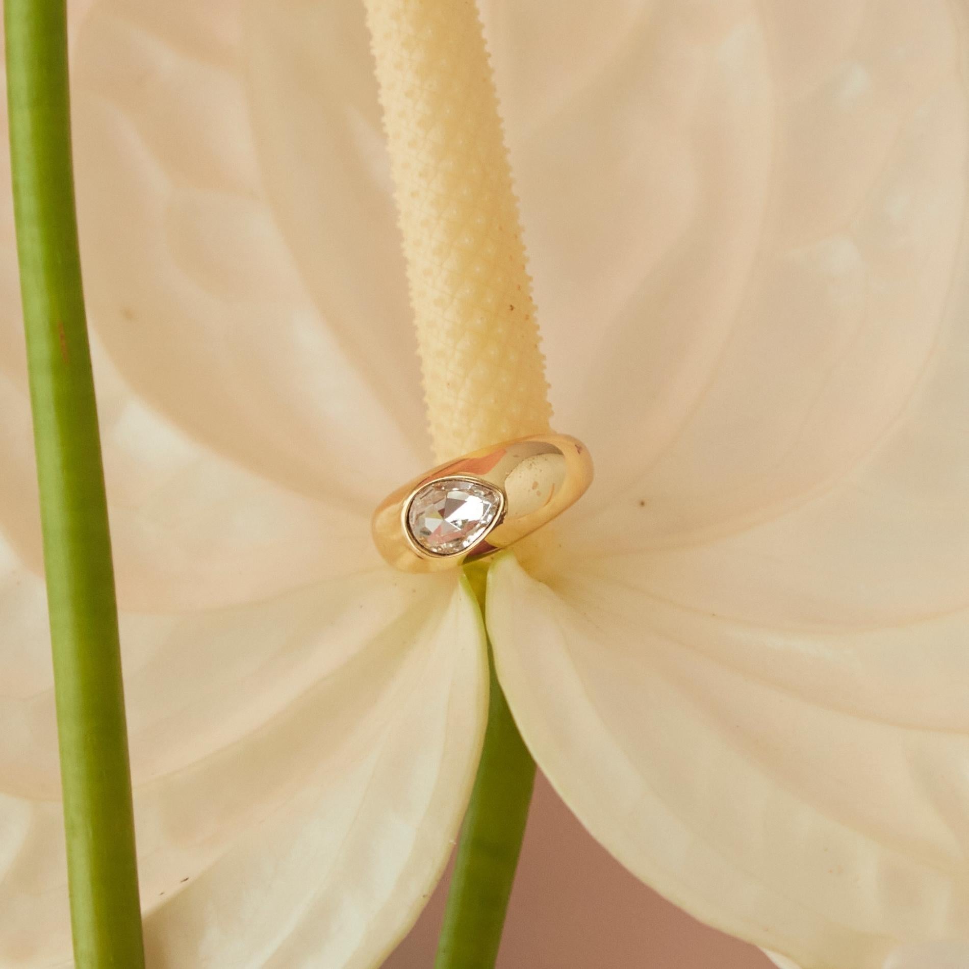 Anillo Scarlet SOPHIE CROWN