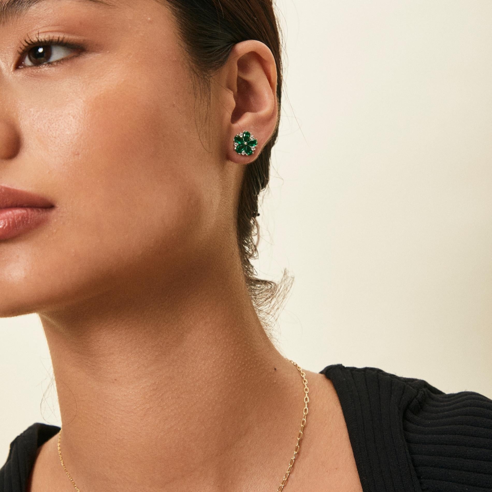 Arete Dhalia esmeralda SOPHIE CROWN