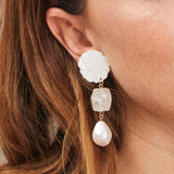 Arete Flor Quarzo Perla SOPHIE CROWN
