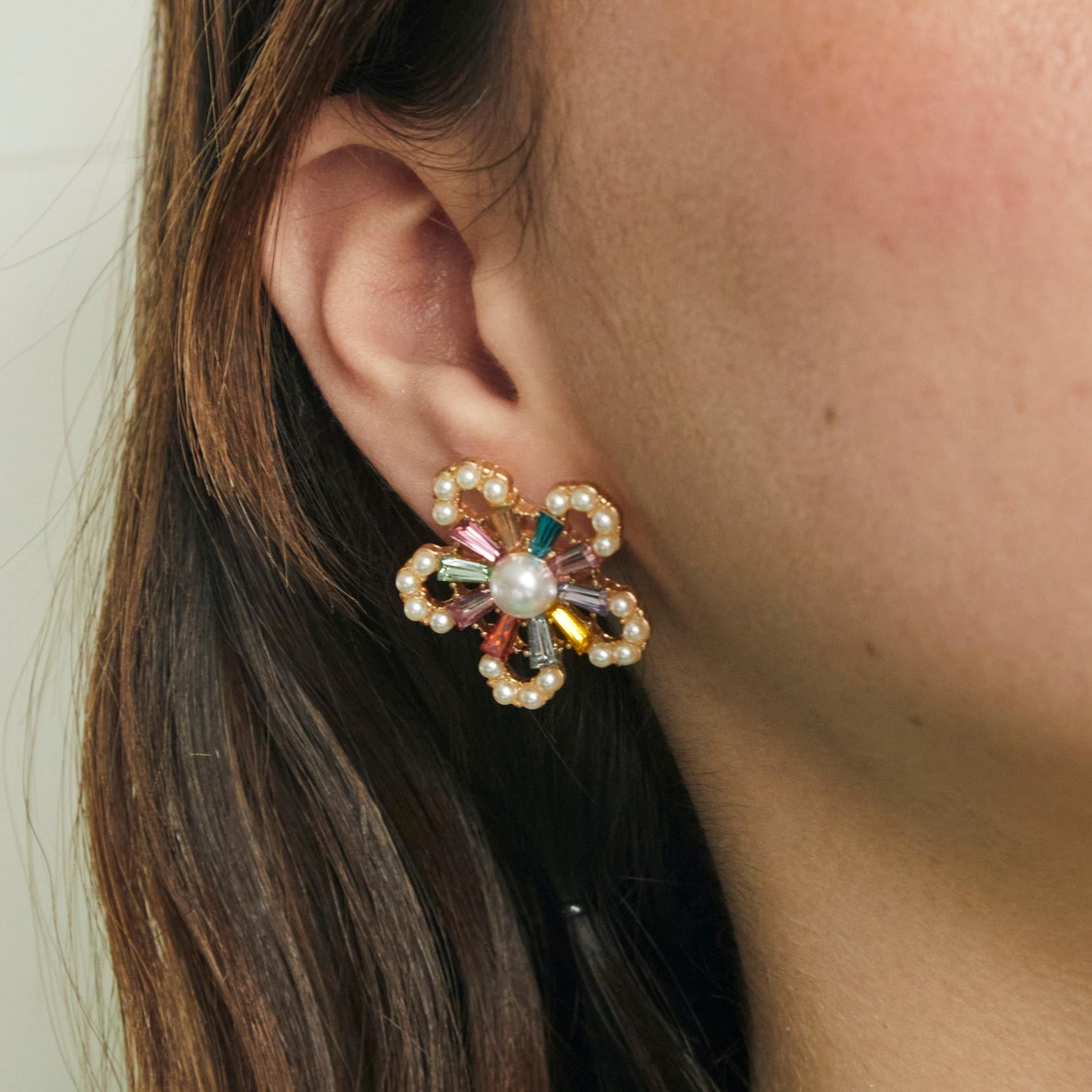 Arete Flower Perla Multicolor SOPHIE CROWN
