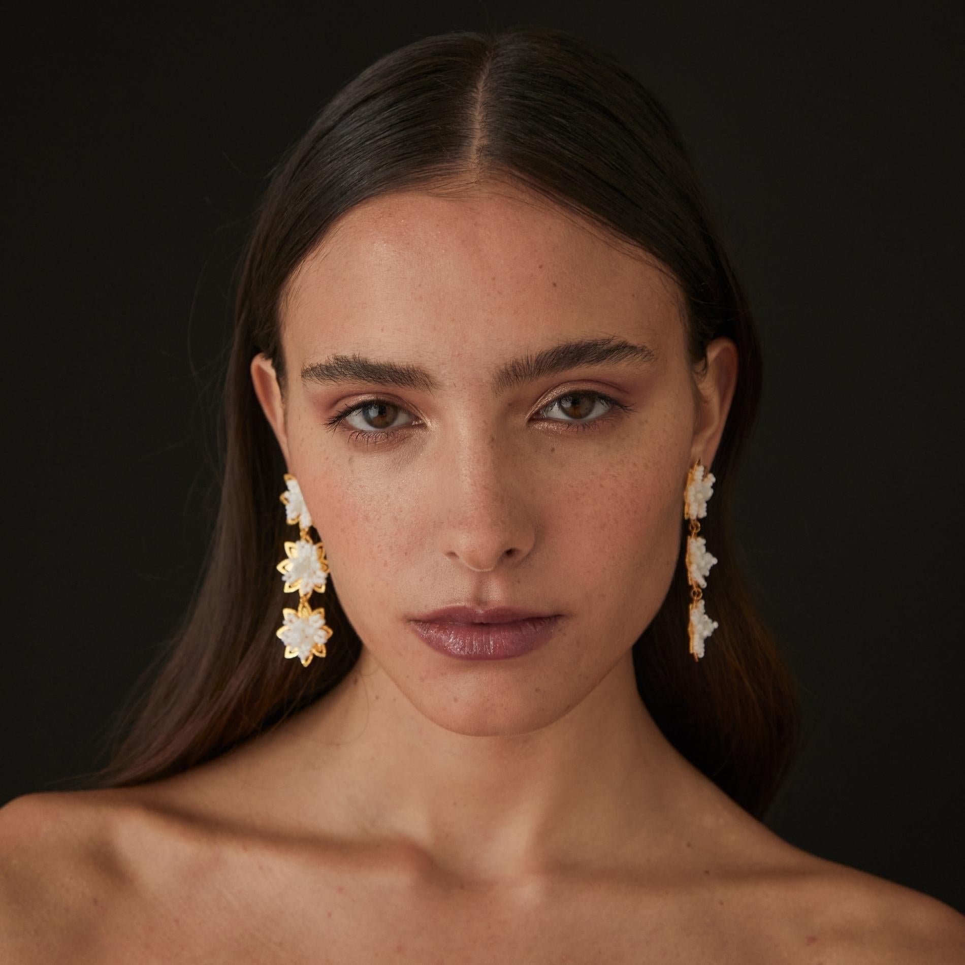 Arete Protea White SOPHIE CROWN