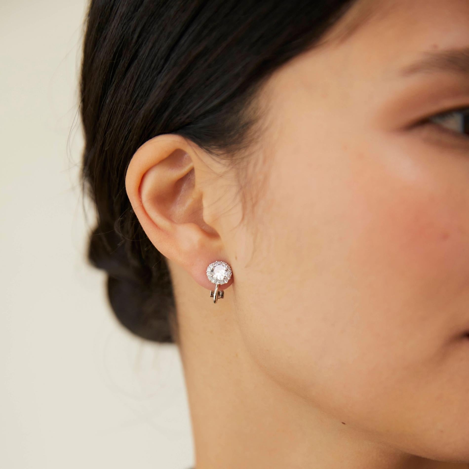 Arete colgante chubby clip SOPHIE CROWN