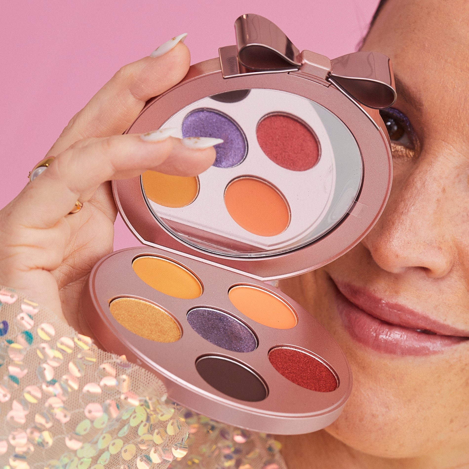 Paleta de sombras love surprises - Purple night SOPHIE CROWN