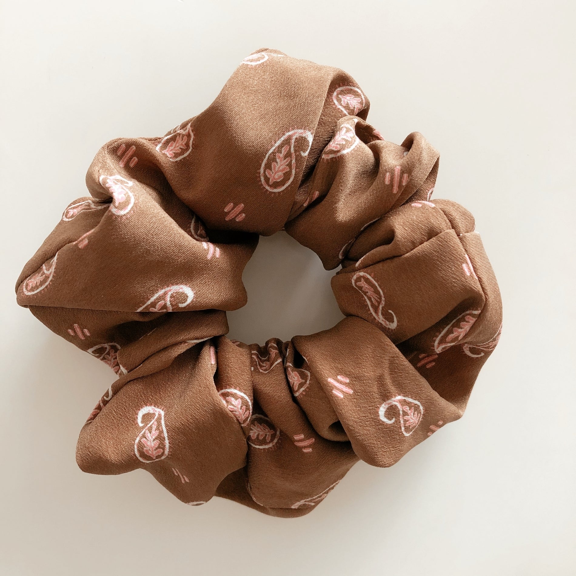 Scrunchie Retro Print Brown SOPHIE CROWN