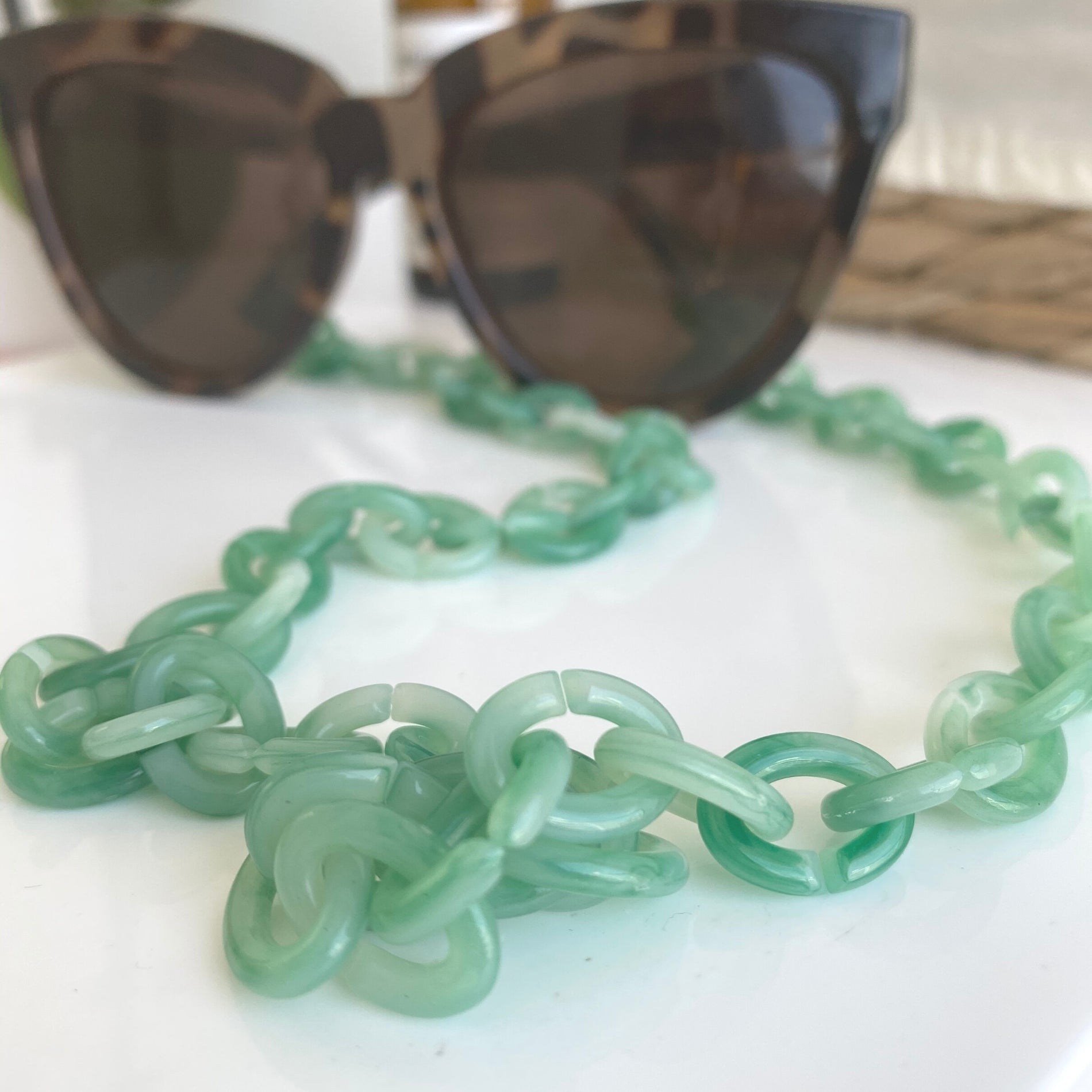 sujetador de lentes acrilico menta SOPHIE CROWN